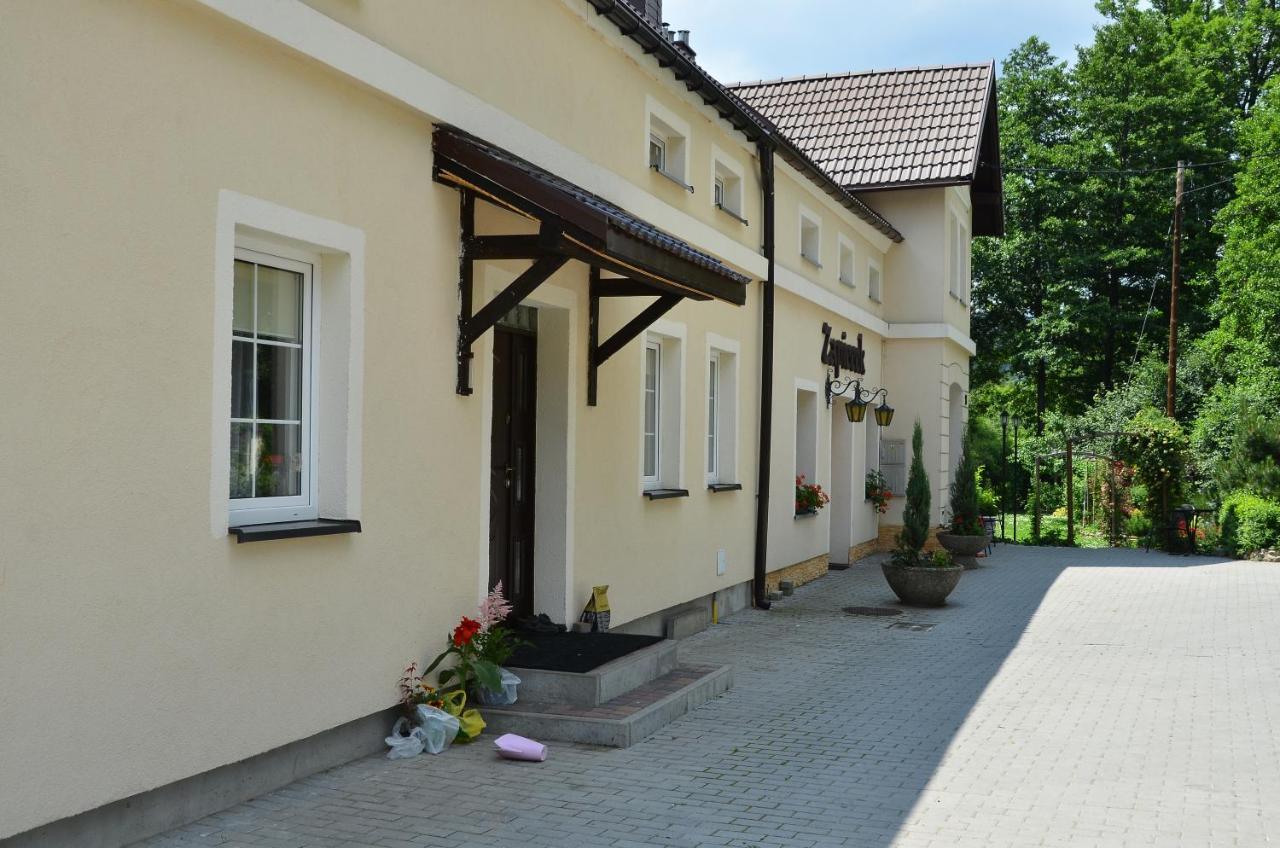 Gosciniec Zapiecek Hotel Stronie Śląskie Екстериор снимка